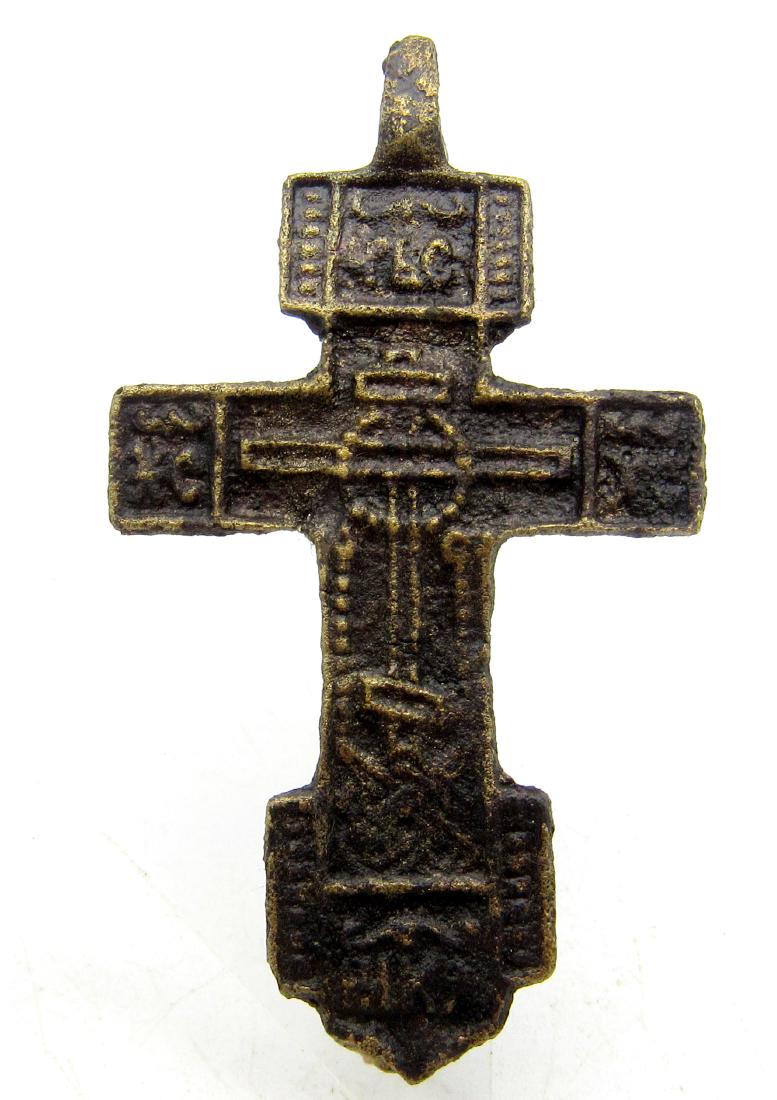 Late Medieval Decorated Cross Pendant (1 of 3)