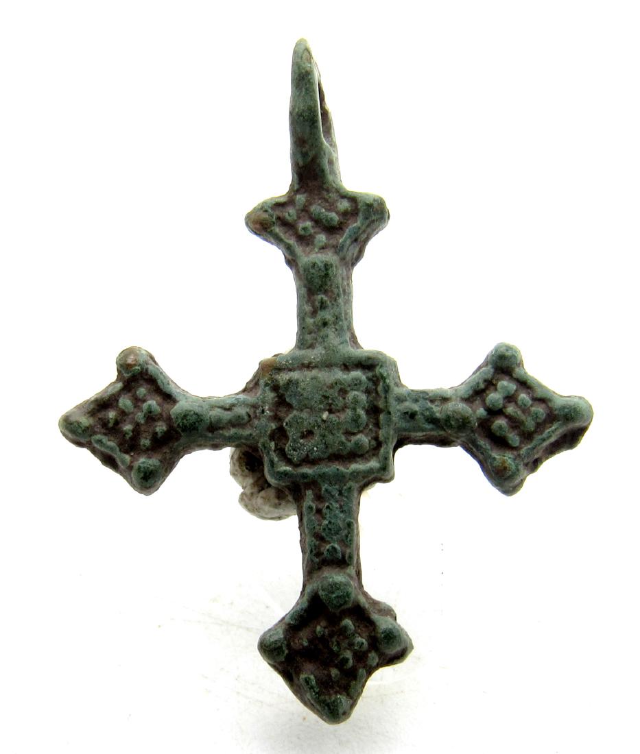 Viking Decorated Cross Pendant (1 of 2)