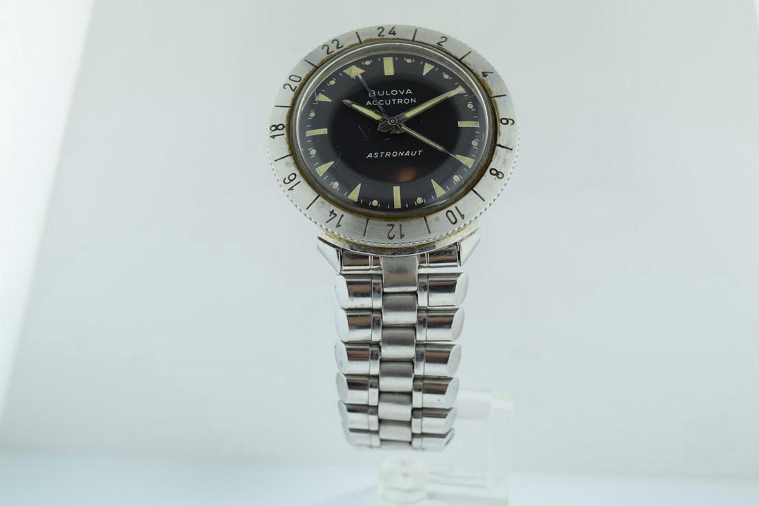 Bulova Accutron Astronaut 4 Hand Stainless Steel Watch (1 of 8)