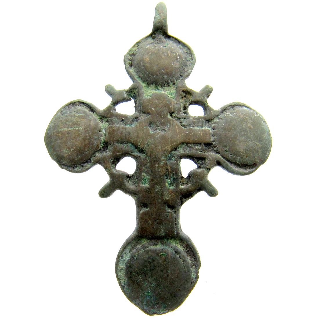 Rare late/post medieval era radiate cross pendant (1 of 3)