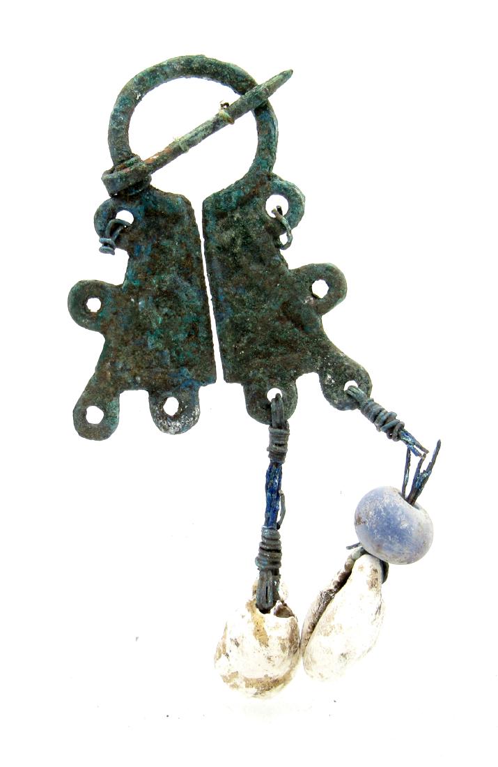 Medieval viking era penannular omega brooch with shells (1 of 3)