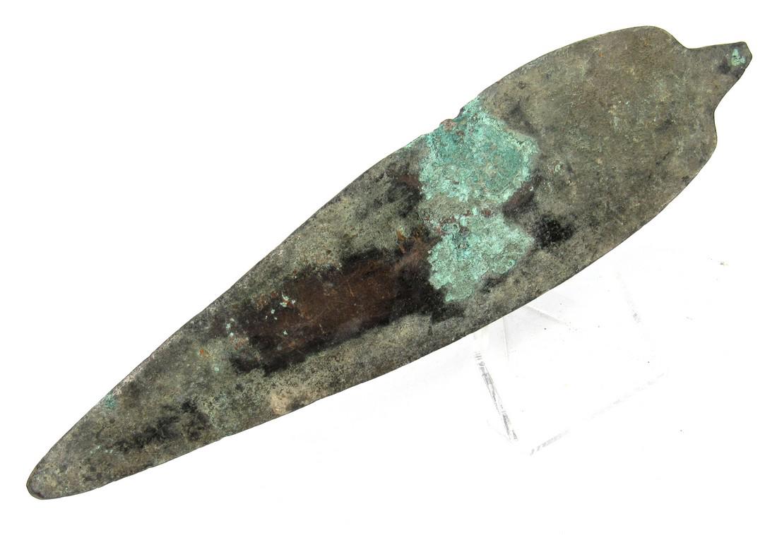 Bronze Age leaf shaped arrow (1 of 2)