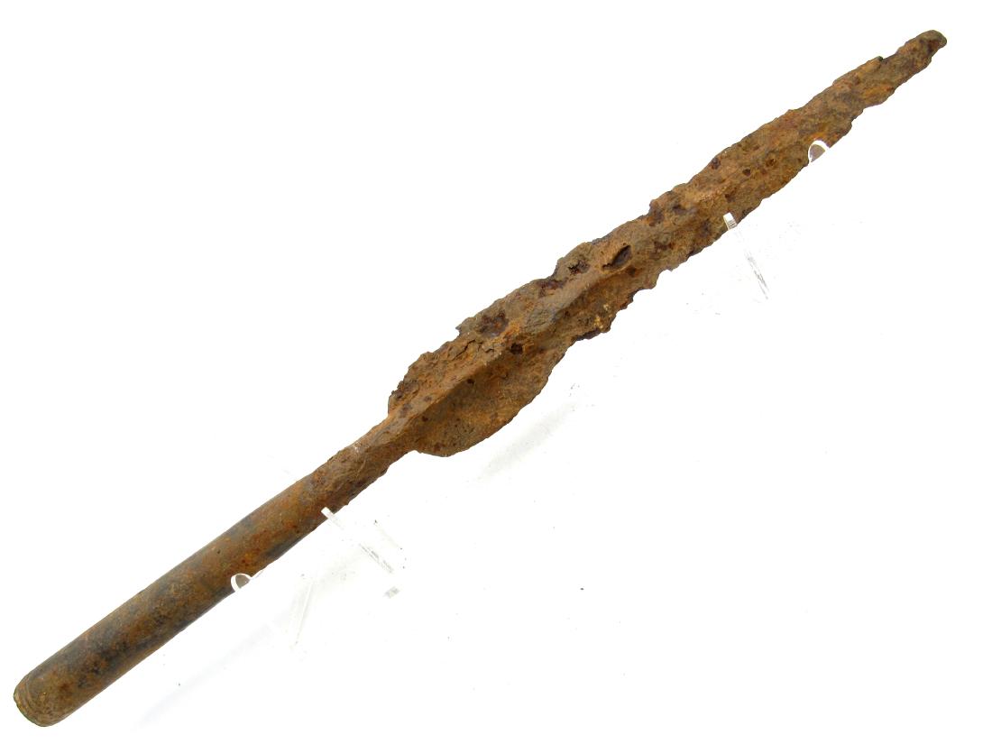 Medieval viking era iron military spear head (1 of 3)