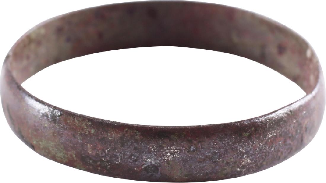 FINE VIKING WEDDING RING C.850-1000 AD (1 of 2)