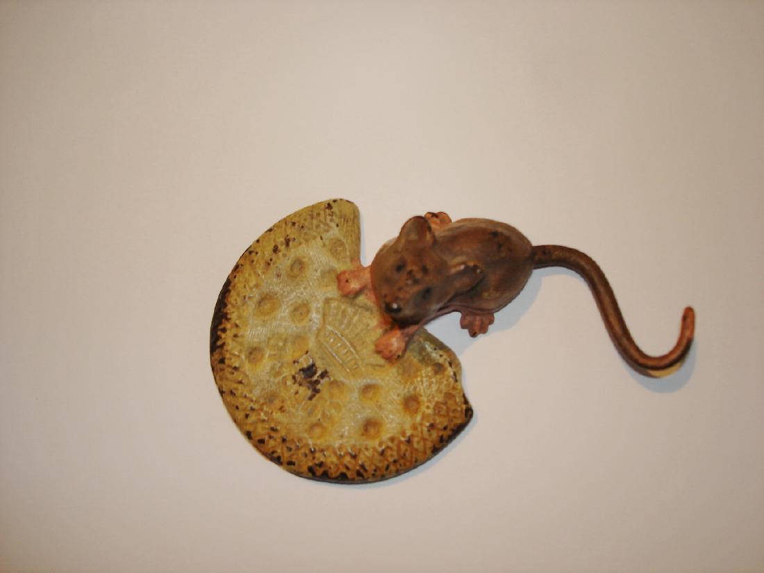 B&h Mouse Biscuit (1 of 5)