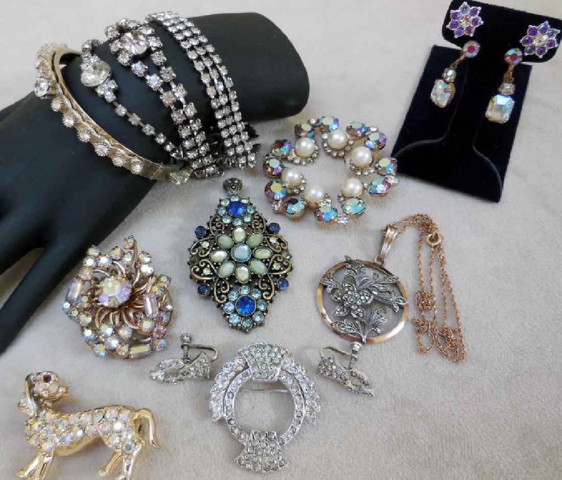 Lot of Retro Vintage Rhinestone Jewelry, 1930s-60s (1 of 6)