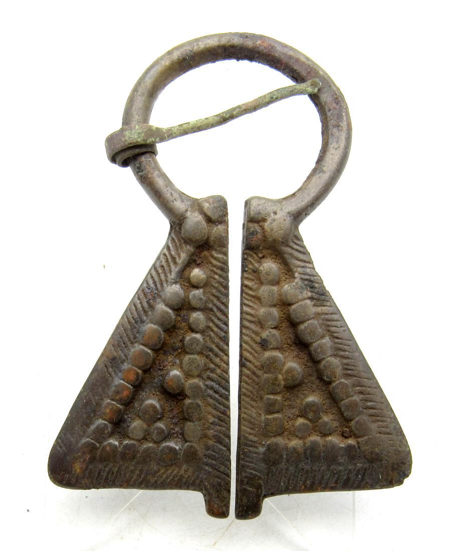 Medieval Viking Omega Penannular Brooch: Date: 900-1100 AD Material: bronze Provenance: Obtained from an old Austrian Collection, Purchased from a private collector in Vienna. Dimensions: 64mm; 22.3grams Description: Viking Omega Penannular 