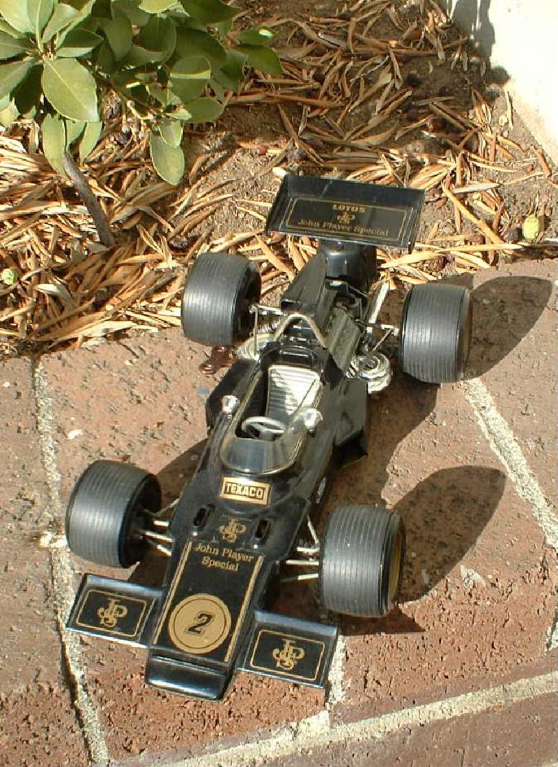 Schuco John Player Lotus Formula 1 windup race car (1 of 4)
