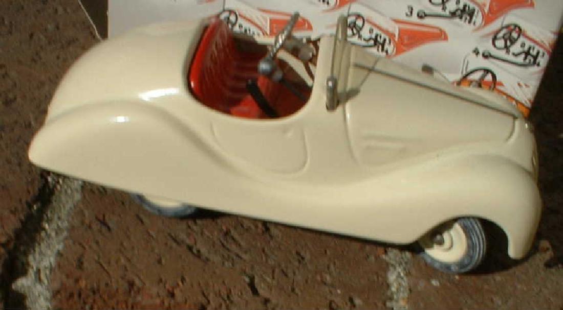 Schuco Examico 4001: Schuco Examico 4001, BMW, Made in Western Germany (early 1970's), c10,boxed. Shipping: Domestic: Flat-rate of $12.00 to anywhere within the contiguous U.S. International: Flat-rate of $20.00 to anywhe