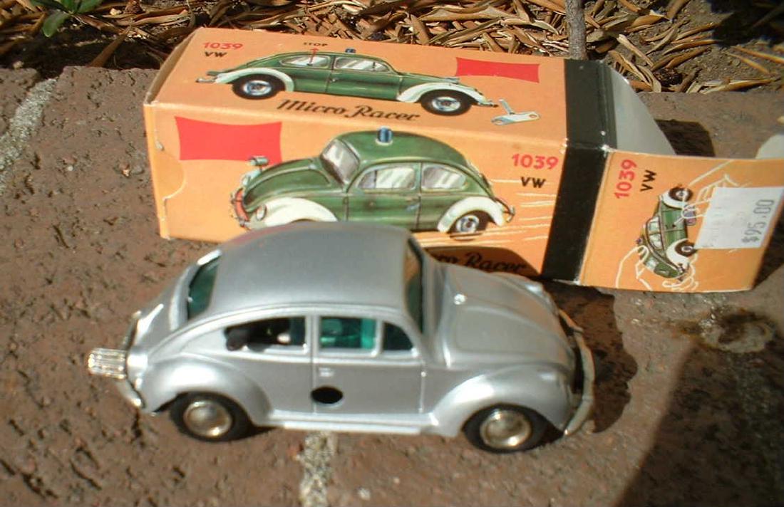 Schuco Microracer 1039 (1 of 4)