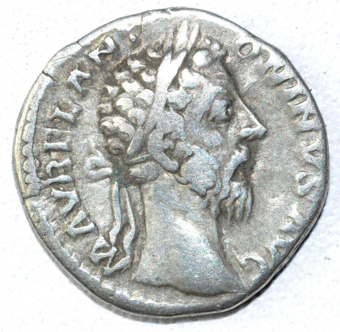 Ancient Roman Denarius Coin - Commodus (1 of 2)