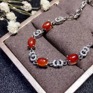 Sterling Silver Garnet Zircon Bracelet: Main Stone: GarnetColor:RedCut: Very Good Secondary Stone: Zircon Color Grade: J - I Clarity: SI1 - SI2 Shipping:Domestic: Flat-rate of $20.00 to anywhere within the contiguous U.S. Europe: