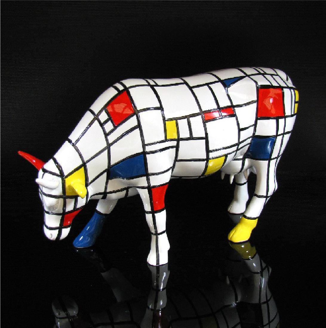 CowParade - Cow Moondrian Large - Jon Eastman: Maker: CowParade Origin: UK Date: 2015 Materials: Resin Size: 7,9 x 11,5 inch Description: Cow Moondrian, Large model, from the CowParade Collection, design by artist Jon Eastman 2000 New York. Beauti