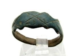 Medieval Viking wedding ring (1 of 3)