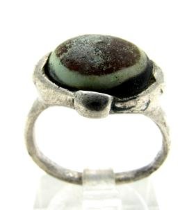 Medieval Viking silver ring with dragon eye (1 of 3)