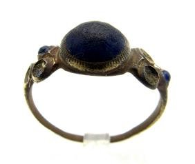 Medieval ring with blue stones (1 of 3)
