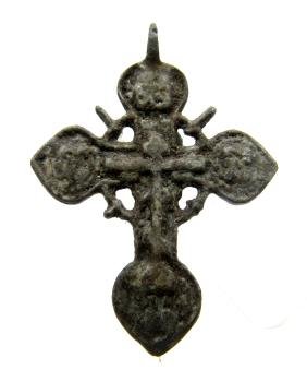 Late/ post Medievalradiate cross pendant (1 of 3)