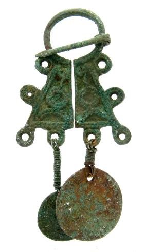Medieval Viking penannular brooch with tassels (1 of 3)