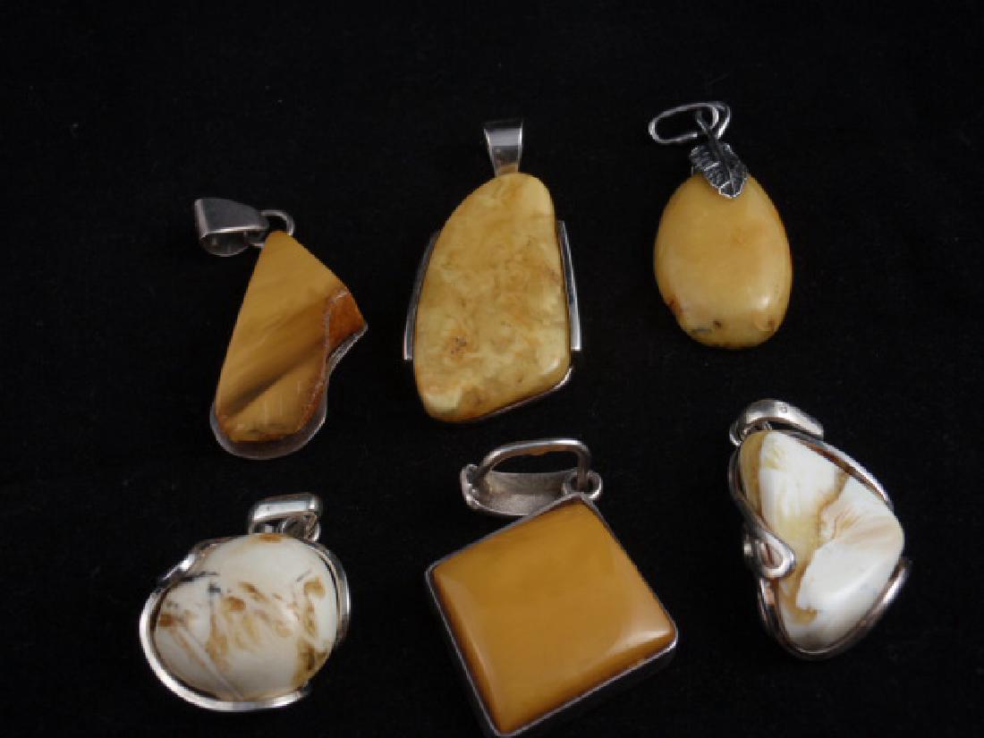 Lot 6 pendants silver sterling with Amber Baltic total (1 of 4)