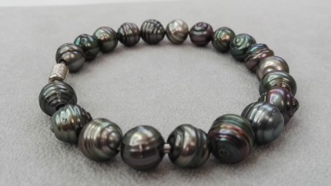 Tahitian dark natural color pearls bangle (1 of 3)