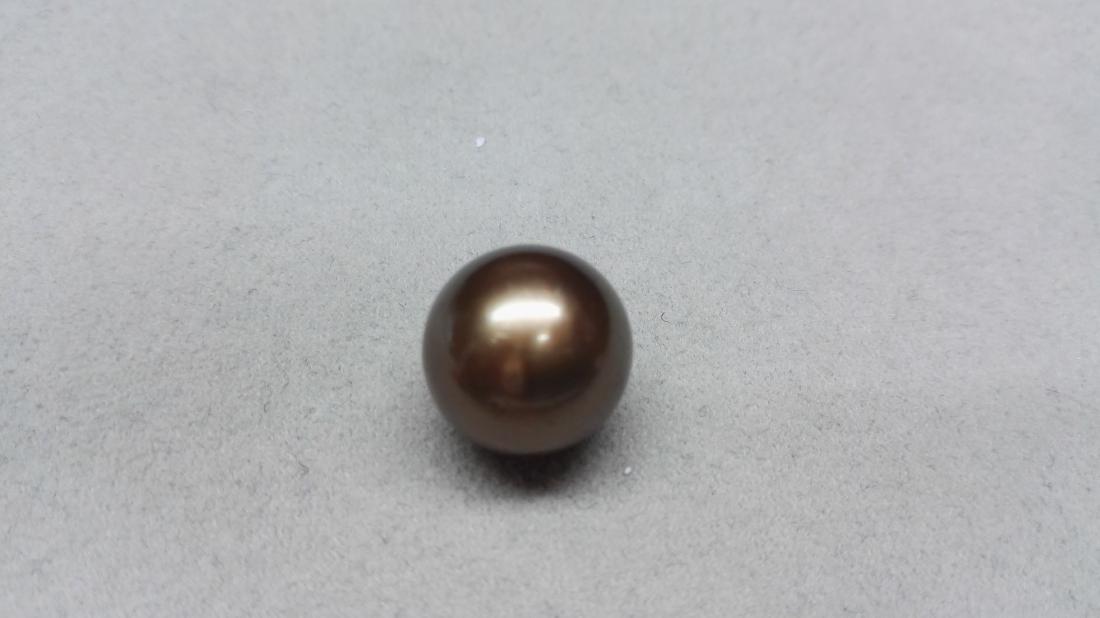 Loose Tahitian South Sea pearl round shape (1 of 3)