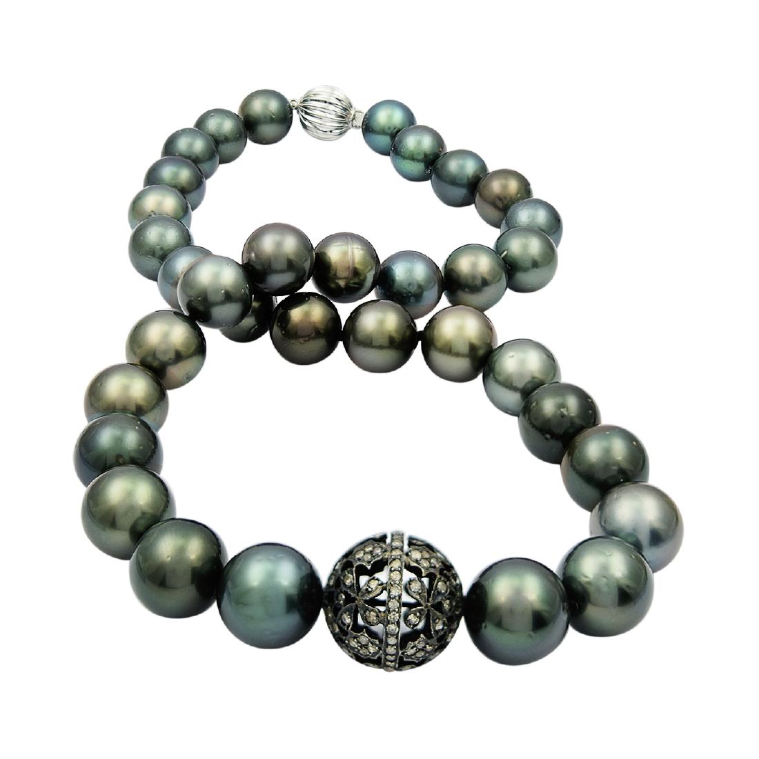 11.0mm to 13.5mm Tahitian Pearl and 1.25ctw Diamond (1 of 4)