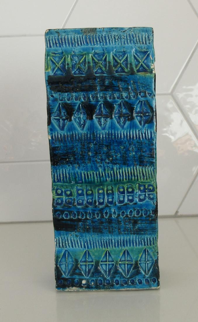 Bitossi - Aldo Londi Brick Vase & Ashtray Rimini Blue: BitossiFlorence, Italyca. 1960Ceramicvase 8.625 inches (height), 3.2 inches wide and 2.3 inches deep, ashtray; 1.45 inches (height), 8 inches (wide), 8 inches (deep)Two iconic contemporary pieces of I