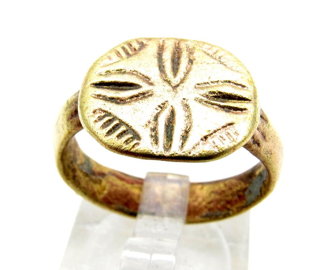 Knights Templar Ring with Cross (1 of 3)