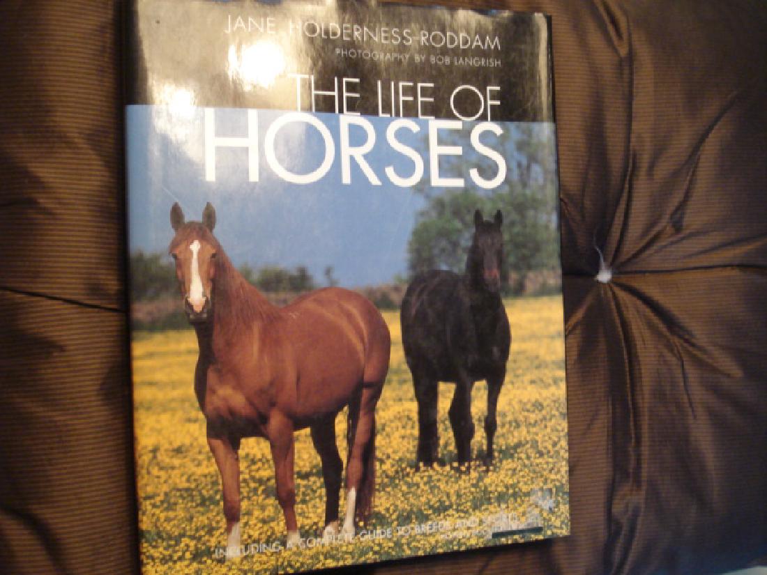The Life of Horses Complete Guide to Breeds: The Life of Horses. Including a Complete Guide to Breeds and Breeding. Holderness-Roddam, Jane. Howell House. First edition. 4to. Illustrated in black, white and color. Please note that this lot has a