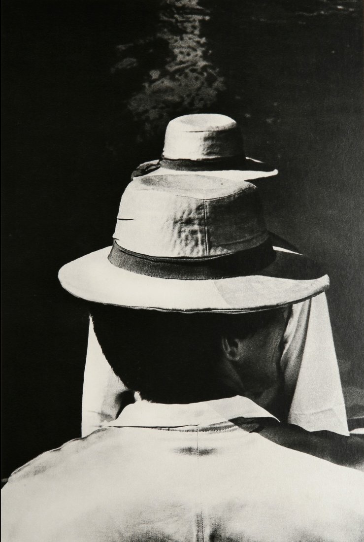 GEORGE KRAUSE - Venice 1979: Artist: George Krause Title: Venice 1979 Date Printed: 1979 Medium: HelioGravure Printer: Electa Printer Location: Milan ITALY Size: 22.9x16,4 cm - 9x 6.5 inch, With tissue guard Mount Size: (30x40) c