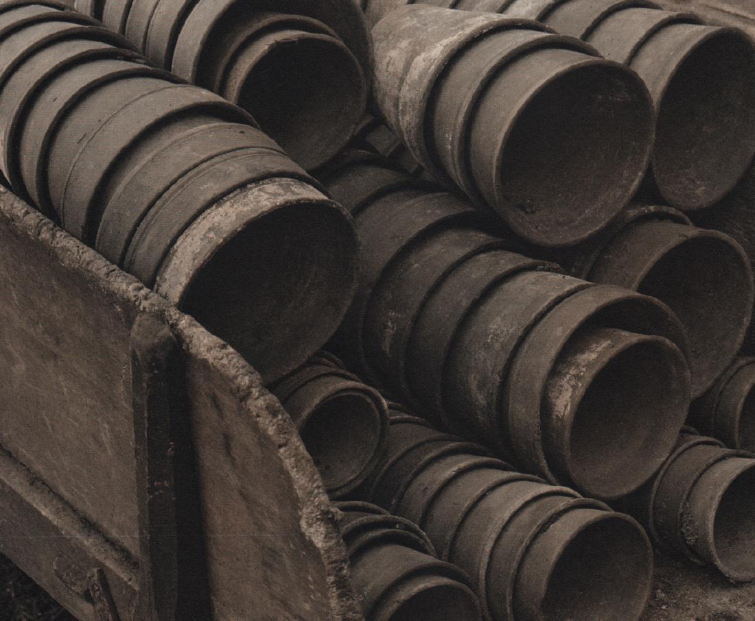 EDWARD STEICHEN - Wheelbarrow with Flower Pots: Artist: EDWARD STEICHEN Print Title: Wheelbarrow with Flower Pots 1920 Medium: Sheet-fed Color Gravure Printing Date: 1963 Printing Location: Switzerland Image Size: 8.25 x 6.75 inches Edward Jean Ste