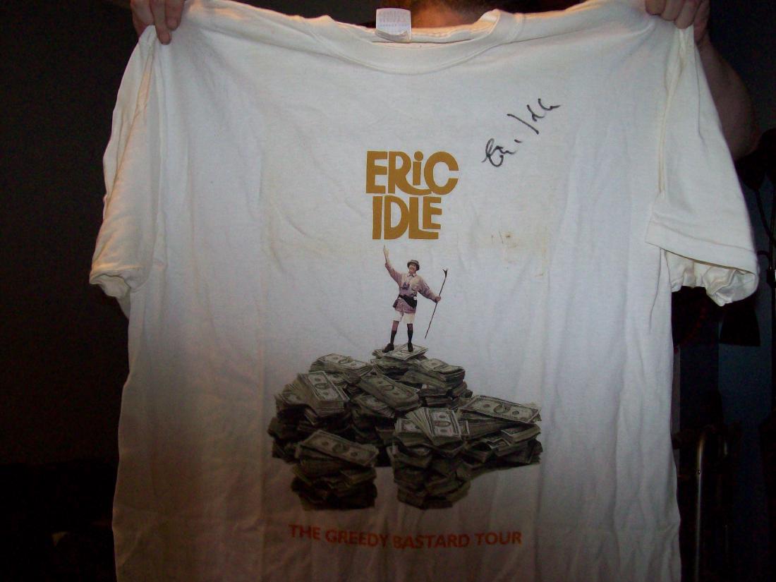 Eric Idle Monty Python T-shirt Signed (1 of 2)