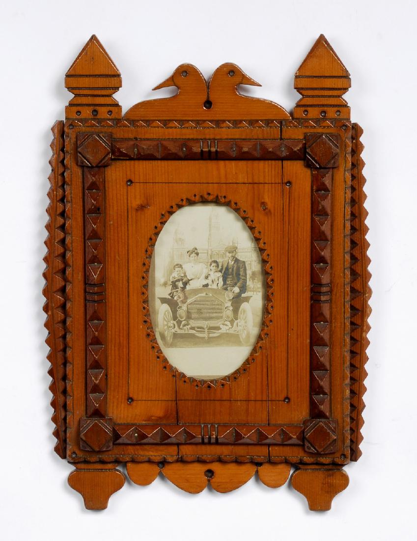 Tramp Art Frame With Carved Birds Original Photo 1910 (1 of 5)