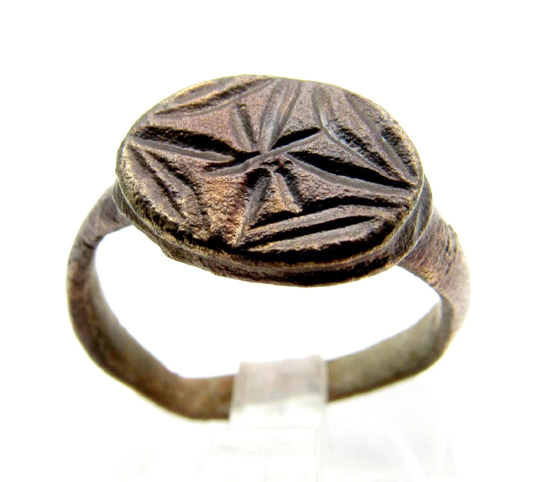 Knights Tempalr Seal Ring with Cross (1 of 3)
