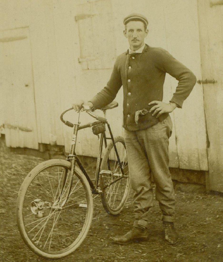 1880 Antique Bicycle Headlight, Rider Racer Front Barn (1 of 3)