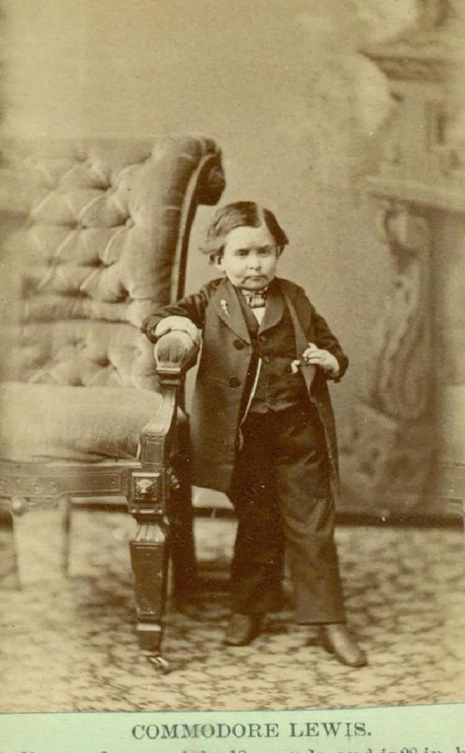 1876 Commodore John Lewis Dwarf Midget Man Watertown: Circa 1876 CDV (carte-de-visite) Photograph; Identification on mount, "COMMODORE LEWIS. Is 20 yrs. of age, weighs 18 pounds, and is 28 in. high". Photograph by Rockfellow of Columbus, Ohio. Research i