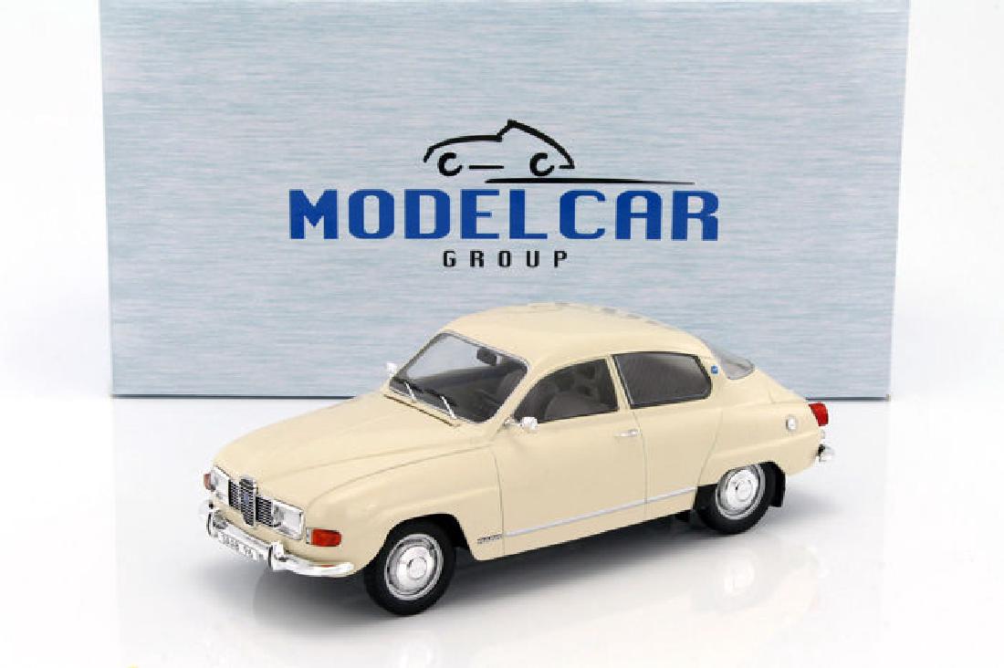 Model Car Group Scale 1:18 Saab 96 V4 (1 of 13)