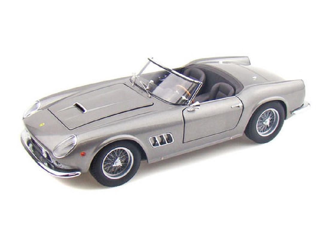 Hot Wheels Elite Scale 1:18 Ferrari 250 Cali Spider (1 of 8)