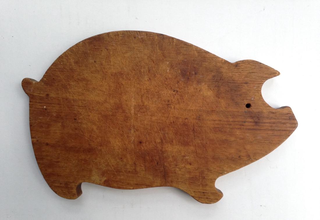 Pig Cutting Board Early 20th Century (1 of 5)