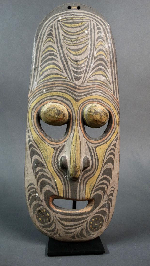 Large ancestor wall mask - SEPIK - (1 of 6)