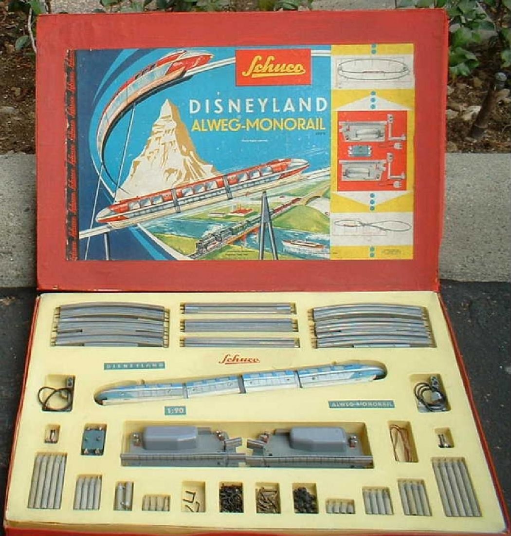 Schuco Monorail / Schuco Disneyland 6333S version (1 of 3)