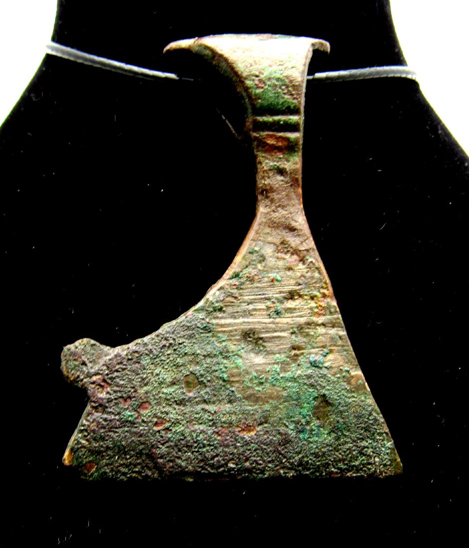 Viking Warrior's Axe Pendant (1 of 2)