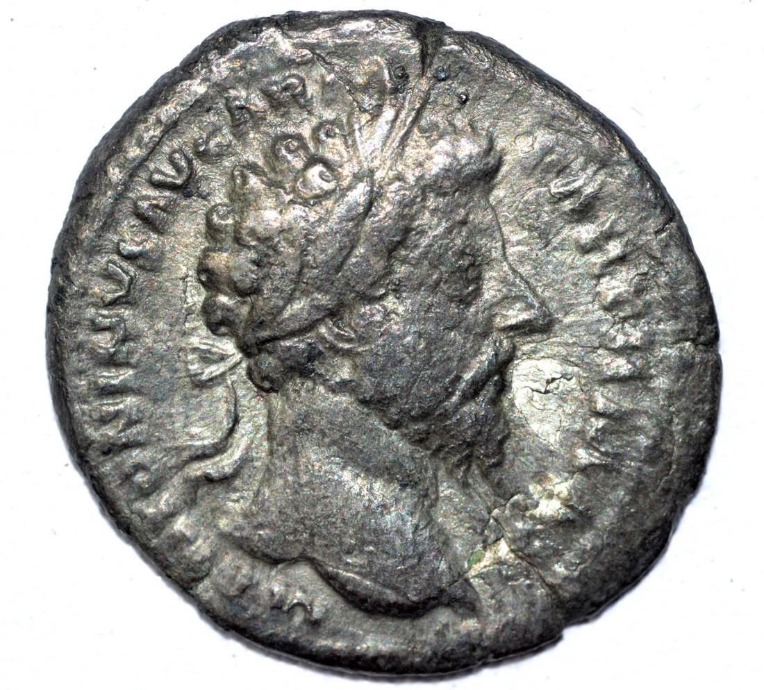 Marcus Aurelius AR Denarius, rv. Aequitas (1 of 2)