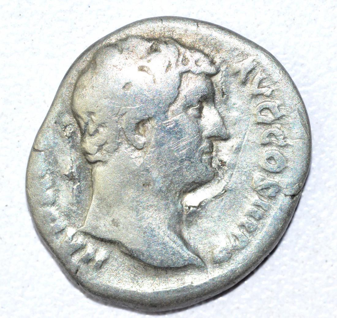 Hadrian AR Denarius, rv. Fides (1 of 2)