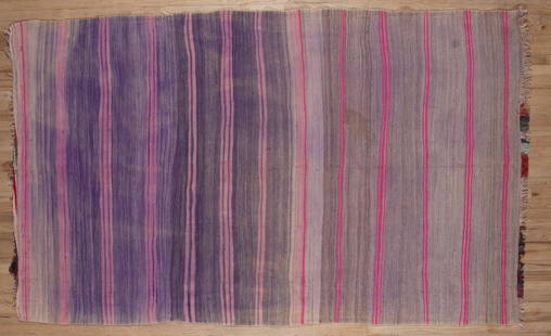 Kilim Rug 5.8x8.3: Kilim Rug 5.8x8.3 Morocco Wool A kilim is a flat woven rug where the weft strands are used to create the design. They nearly always have bold geometric patterns due to the technical difficulties in