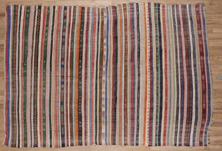 Textile Rug 5.8x8.3: Textile Rug 5.8x8.3 Morocco Wool Vintage Moroccan throws or blankets are utilitarian in purpose and mainly used as covers, wraps, and blankets and lift the spirit during a hard day. Although made to
