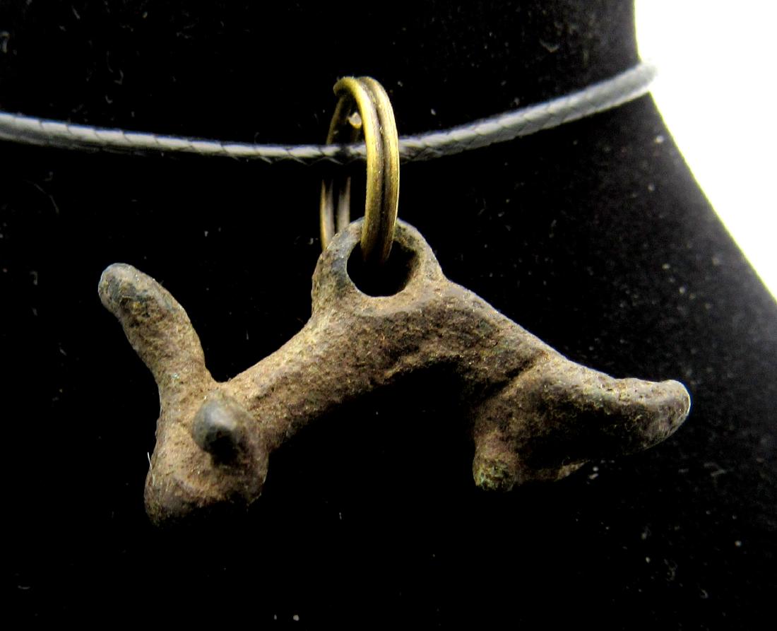 Ancient Bronze Age Ram Head Pendant (1 of 4)