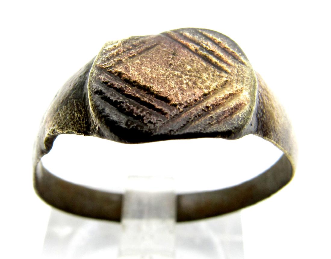 Ancient Roman Legionary Ring With Geometric Motif (1 of 3)