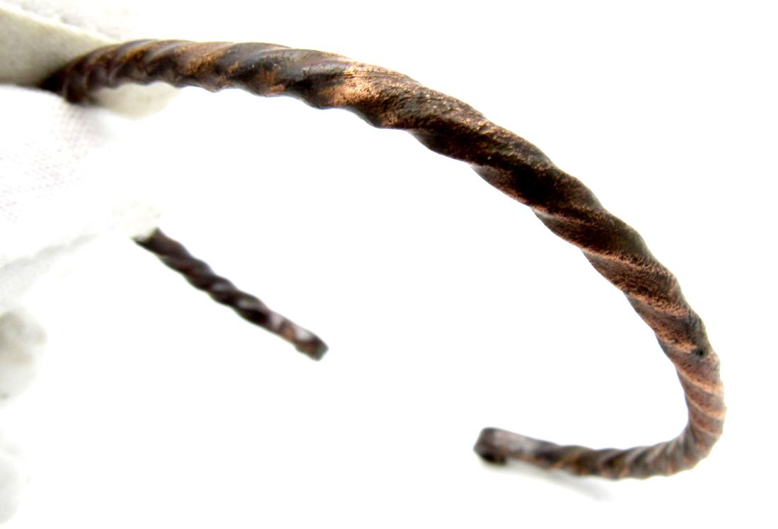 Medieval Viking Twisted "fielty" Bracelet (1 of 3)