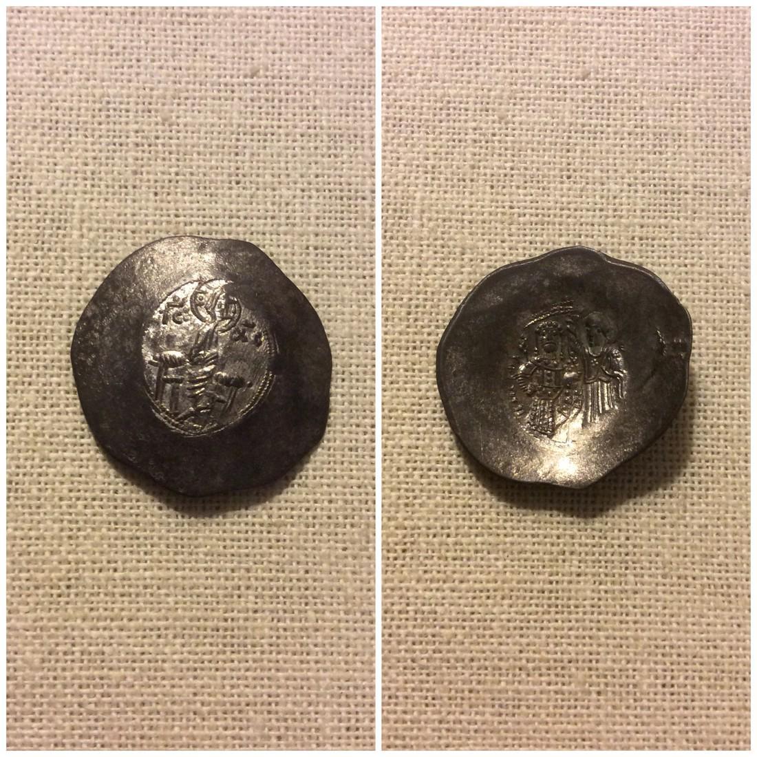 Byzantine Empire Manuel | Comnenus Coin: Byzantine Empire Manuel | Comnenus 1143-1180 AD Billon Diameter 31 mm Description: Weight 4.8 grams, Obverse Christ, Reverse Emperor being blessed by the Virgin Mint Constantinople Please note that th